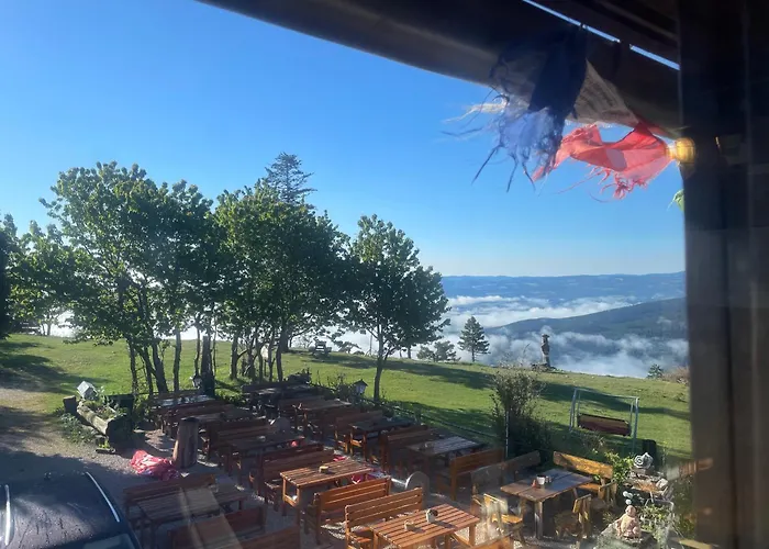 Wilhelm Eichert Huette Inn *